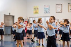 kids stretching